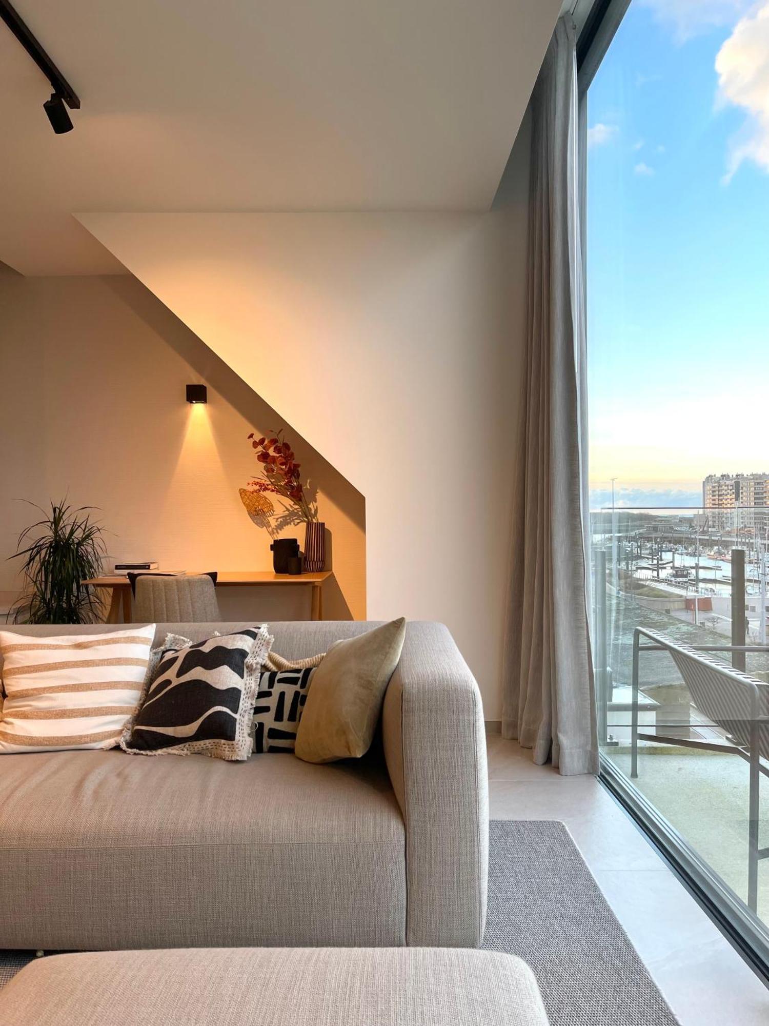 Molo Roof: Stylish Marina View Penthouse in Blankenberge Apartment Exterior photo